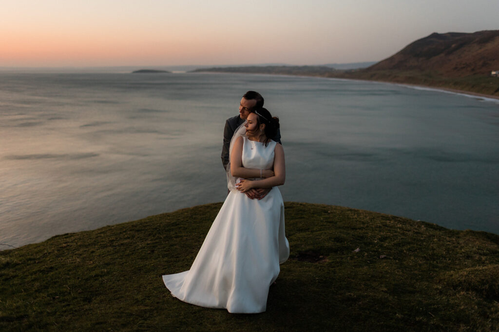 dramtic cliff top wedding photograph